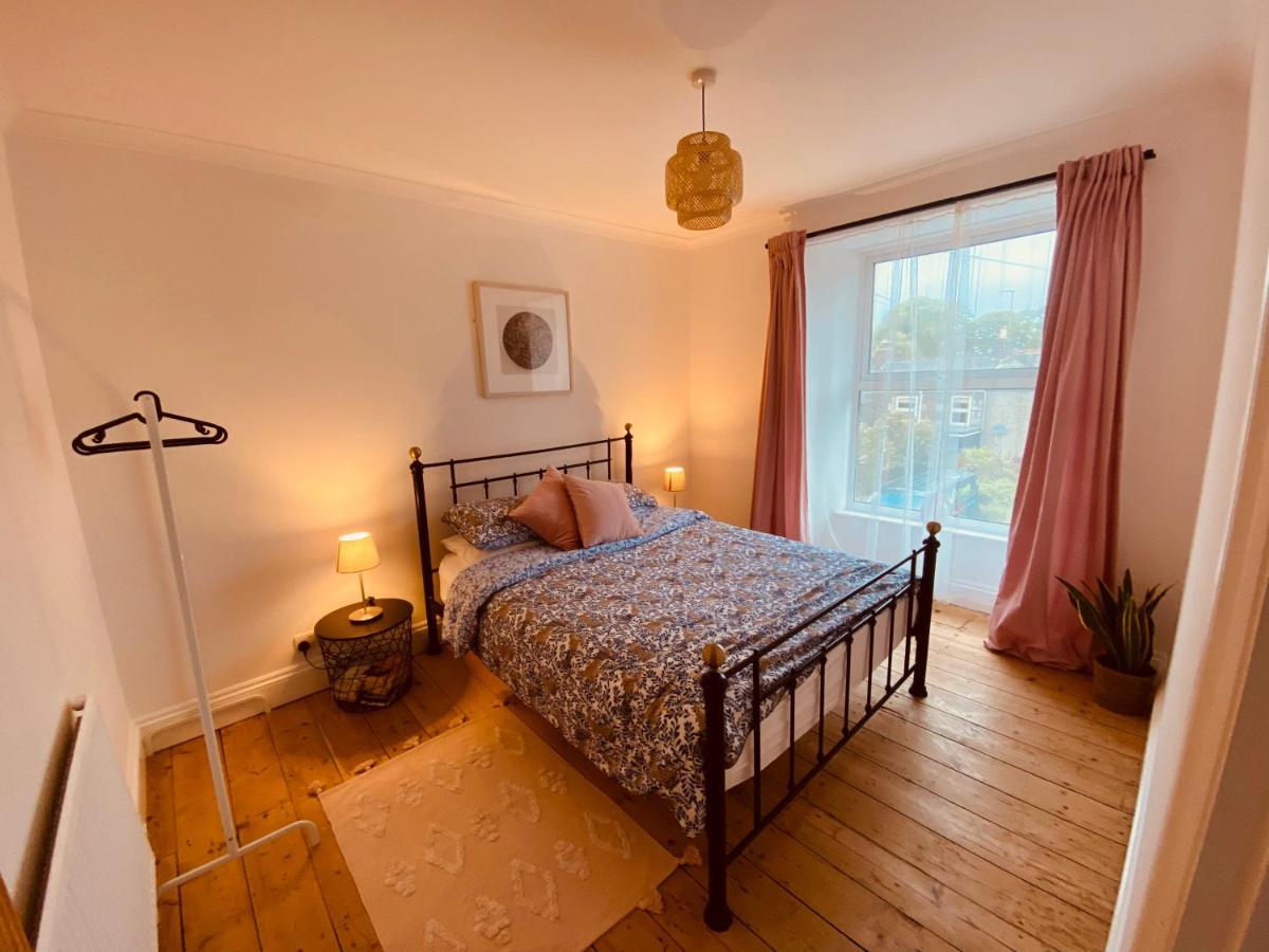 Beautiful 2 Bed End Terrace Victorian Town House Διαμέρισμα Redruth Εξωτερικό φωτογραφία